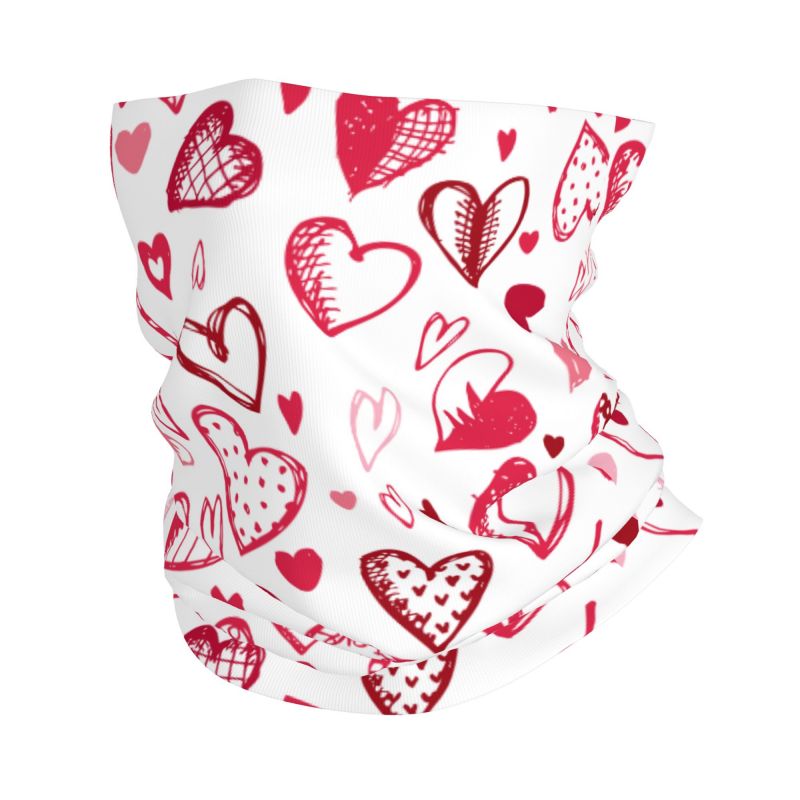 Różowo-czerwona bandana z serd – Neck Gaiter Face Cover recenzja i cena